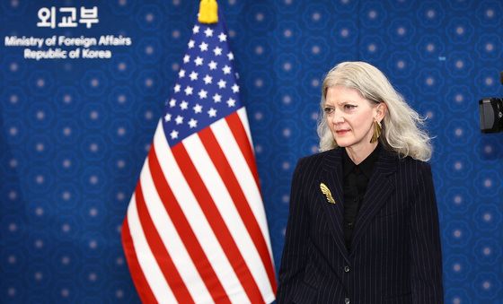 한·미 외교차관 전략대화 참석하는 앨리슨 후커 美 정무차관