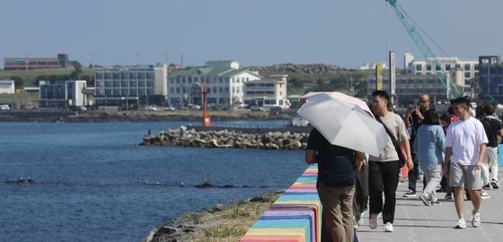 제주 늦더위 언제쯤 끝나나