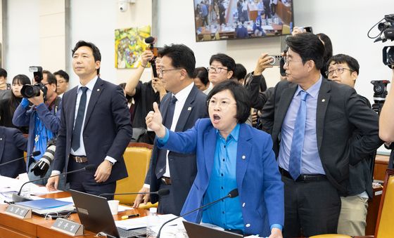 [국감] 항의하는 김현 국회 과방위 간사