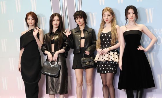 아이들, 유방암 인식 자선 행사 참석