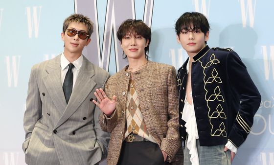 RM··제이홉·뷔, 선행 천사