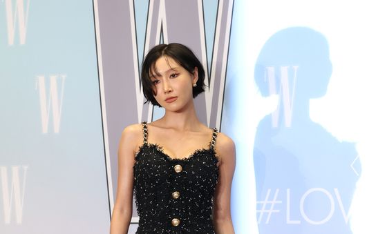 화사, 건강미 넘치는 구릿빛 피부