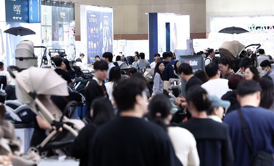 출산율 반등에 예비부모들 몰린 베이비페어