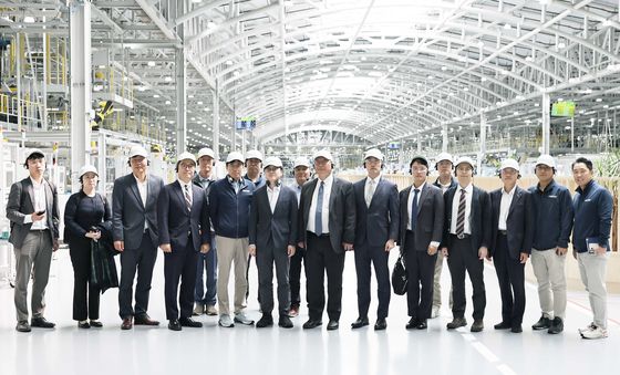 현대자동차 미국 조지아주 공장 현장 방문한 김정관 장관