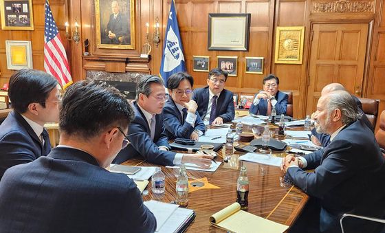 미 상무부 장관과 한미 관세협상 후속 논의