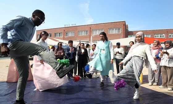 신나는 제기차기