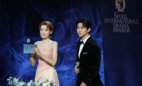 장도연·옥택연, 서울드라마어워즈 MC
