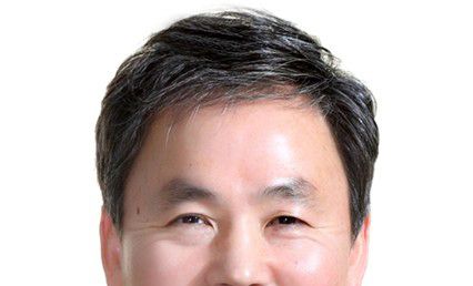 李대통령, 고준위방사성폐기물 관리위원장에 김현권 전 의원 임명