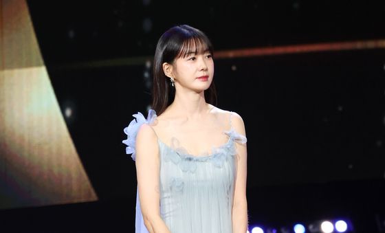 이요원, 우아한 여인