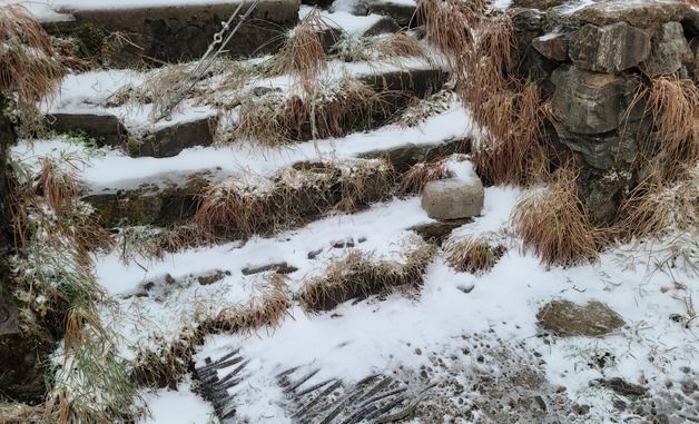 첫 눈 내린 설악산