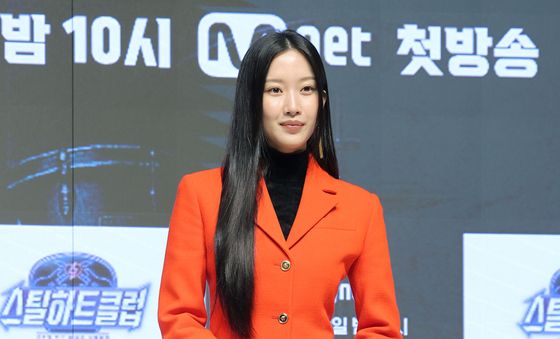 문가영, 미모의 밴드 큐레이터