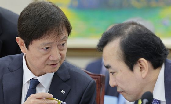 [국감]대화하는 이찬진 금감원장