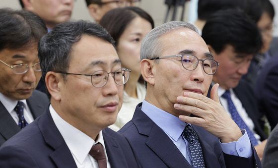 [국감]과방위 국감 출석한 유영상·김영섭