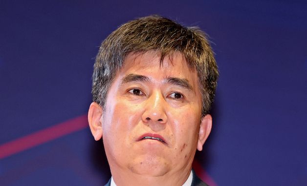 뉴스1 투자포럼 발표하는 윤창용 신한투자증권 리서치본부장