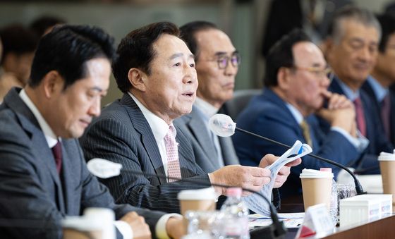 인사말하는 김기문 중기중앙회장