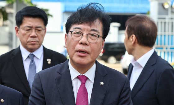 온라인스캠범죄 건물 찾은 송언석 원내대표