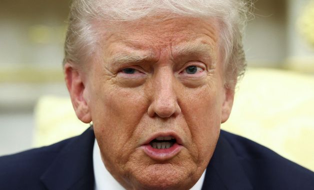 [포토]나토 사무총장과 회담서 발언하는 트럼프