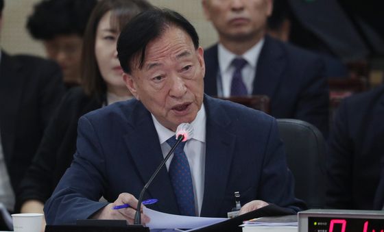 [국감] 답변하는 설동호 대전교육감