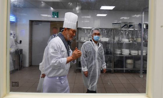 김민석 국무총리 정상 만찬장 조리실 안전점검