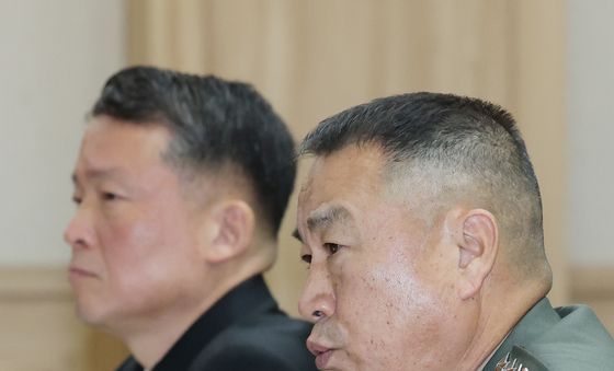 [국감]답변하는 주일석 해병대사령관