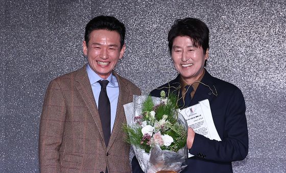 송강호·황정민, 명품 배우들의 만남