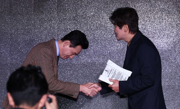 송강호·황정민, 아름다운예술인들