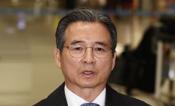 한미 관세협상 논의 후 귀국한 김용범 정책실장