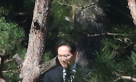 고 이건희 삼성 선대회장 선영 찾은 이재용