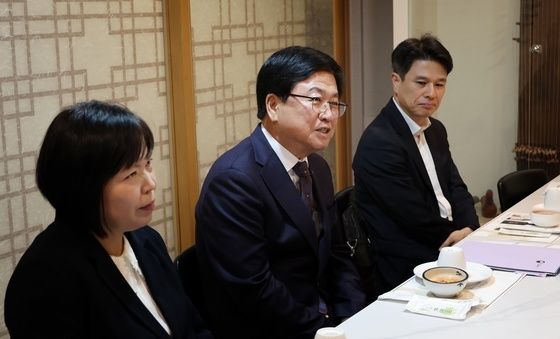 교육부 장관, 한국전문대학교육협의회와 간담회