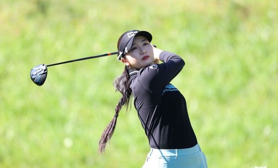 티샷 치는 박혜준