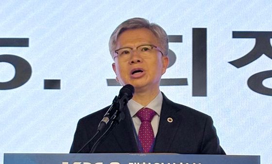 인사말하는 김택우 대한의사협회 회장