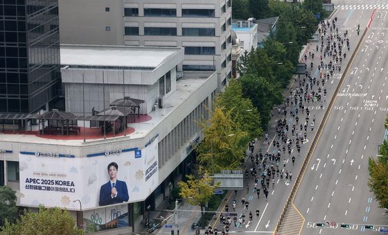 도심 속을 달리다