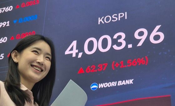 새 역사 쓴 코스피… 개장 직후 4000 돌파