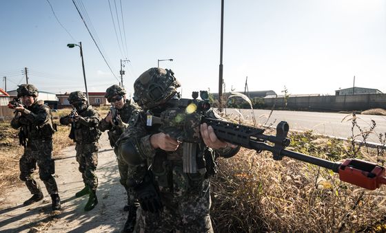 육군, 예비군기동대 첫 '워리어플랫폼' 적용 훈련 실시