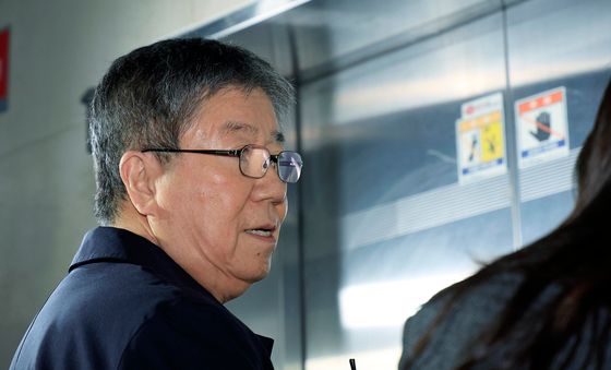 취재진 질문에 답하는 김대기 전 비서실장