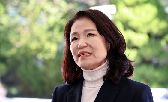 이진숙 전 방통위원장, 경찰 3차 조사 출석