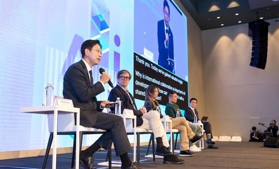 발언하는 배경훈 부총리