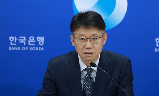 발언하는 이병목 한국은행 금융결제국장