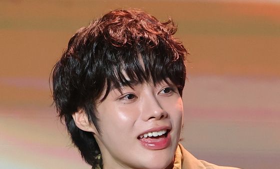 인사말 하는 템페스트 한빈