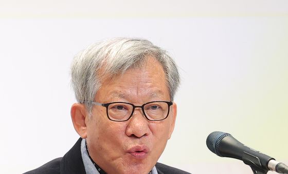 기자간담회 하는 유홍준 관장