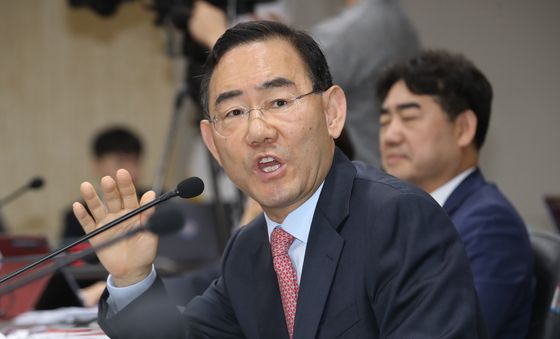 [국감]명태균에게 질의하는 주호영 의원