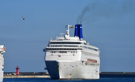 포항영일만항 입항하는 APEC 선상 숙소