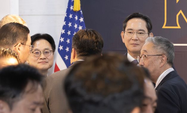 한미 비즈니스 라운드 테이블 참석한 김정관·이재용