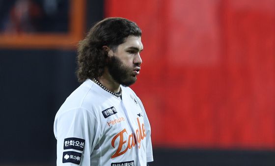 폰세 '오늘은 쉽지 않네'