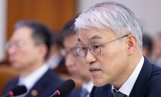 [국감]답변하는 천대엽 법원행정처장