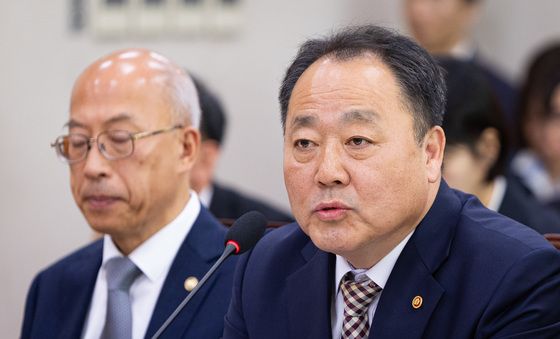 [국감]손인혁 헌법재판소 사무처장 답변