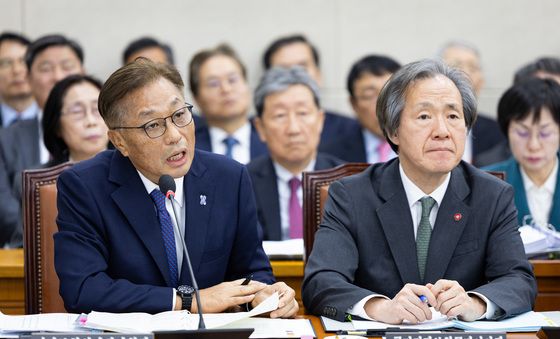 [국감]답변하는 강중구 건강보험심사평가원장