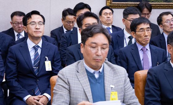 [국감]참고인 출석한 박상춘 제주해경청장과 윤성현 전 해경 수사정보국장