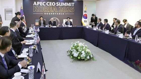 발언하는 김정관 장관