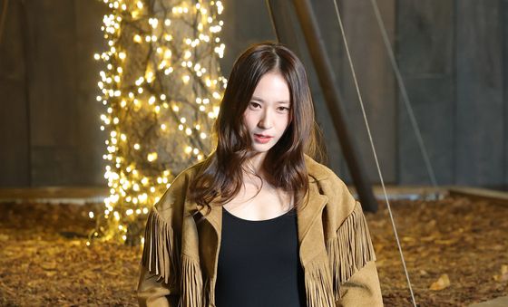 크리스탈, 독보적인 분위기